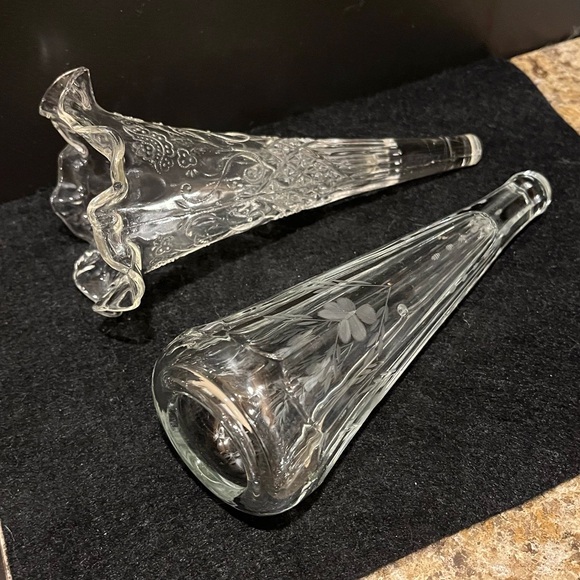 Vintage Automobile Limousine Glass Bud Vases Set of 2 - Picture 4 of 15